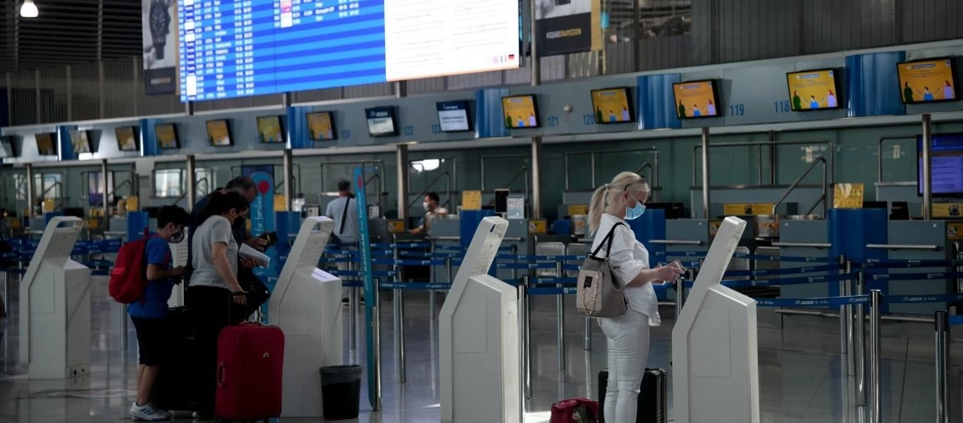 FT: «Η Ελλάδα ανοίγει για τους Βρετανούς από 1η Ιουλίου» - Επικράτησε η λογική στην κυβέρνηση μετά τη διεθνή κατακραυγή